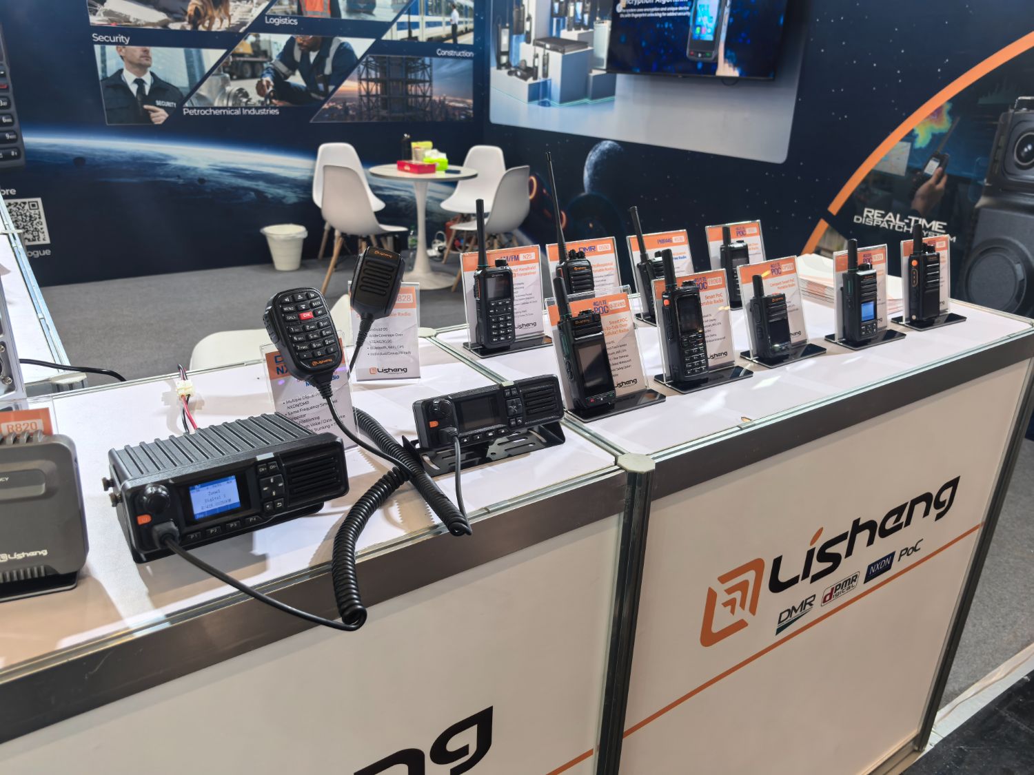 Top 4G/5G Radio Devices for Seamless Mobile Connectivity Top 4G/5G Radio Devices for Seamless Mobile Connectivity